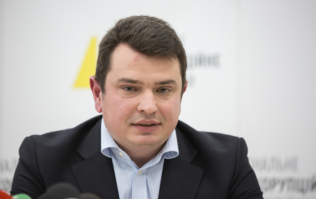 Хто в Україні відповідає за корупцію. Або чому у Зеленського вирішили не грати на полі НАБУ